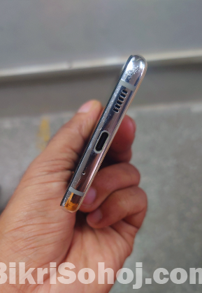 Samsumg A82